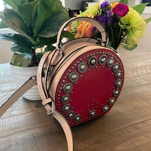 Ameri Leather Cowhide Leather Canteen Purse